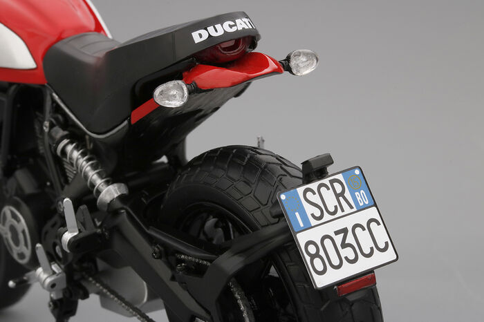 photo n°7 : DUCATI Scrambler Rosso