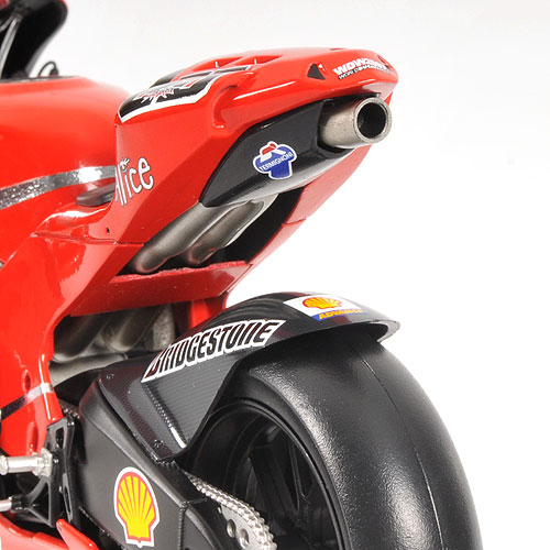 photo n°2 : Ducati Desmo 16 GP7